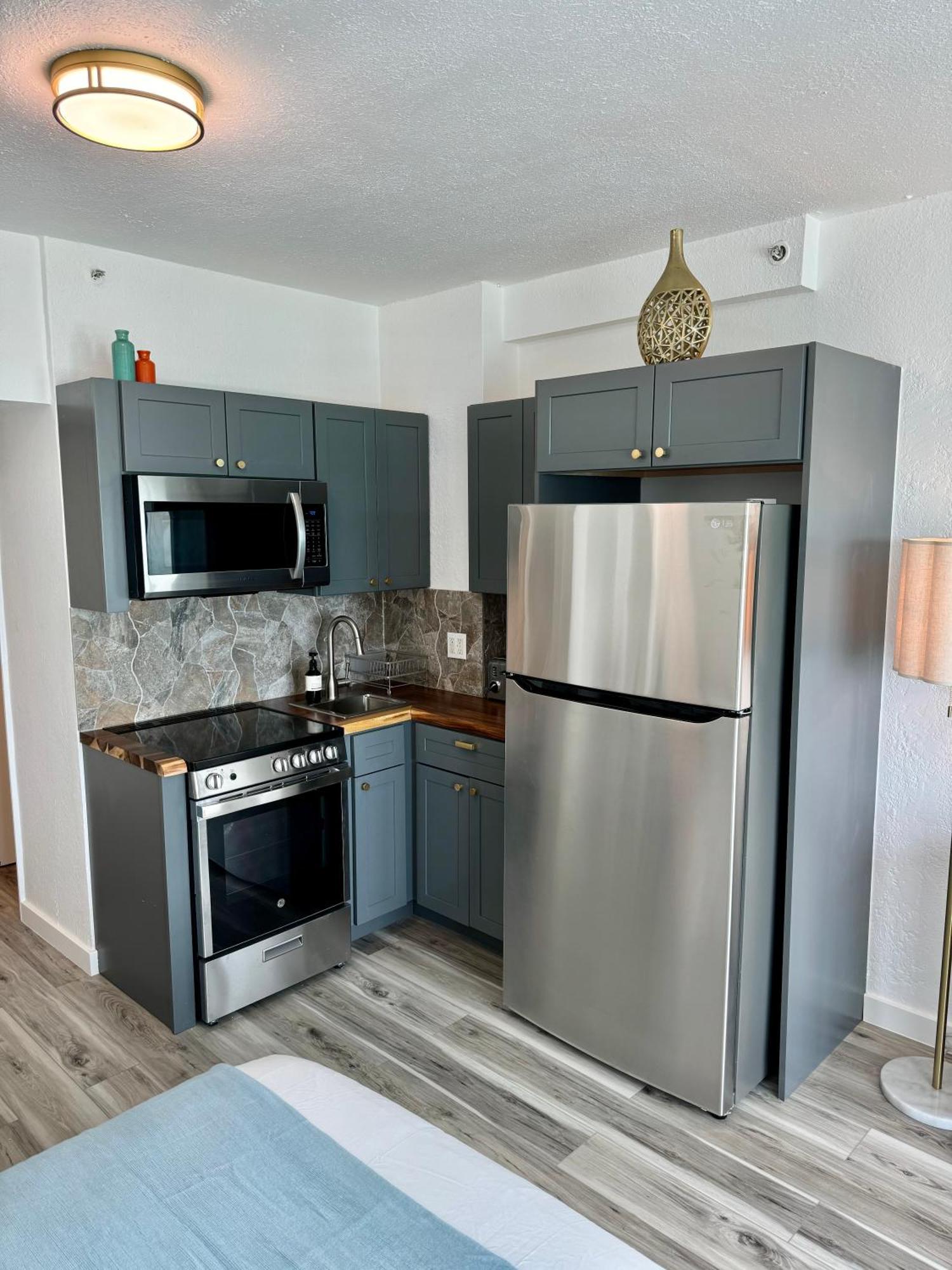 מיאמי ביץ' Directly On The Beach With Pool & Ocean View מראה חיצוני תמונה