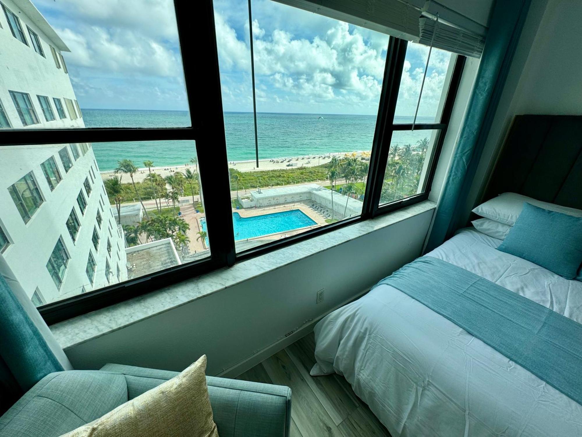 מיאמי ביץ' Directly On The Beach With Pool & Ocean View מראה חיצוני תמונה